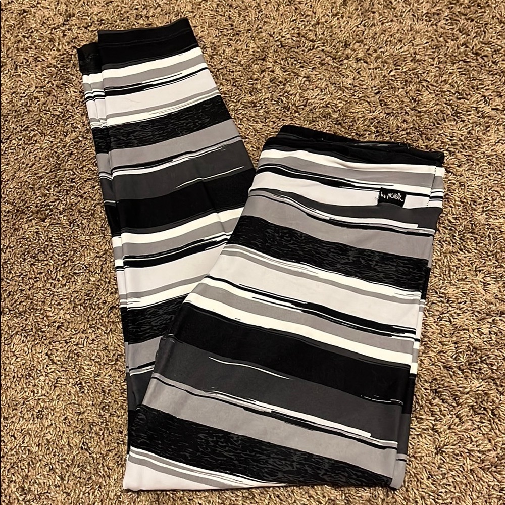 lici fit leggings size medium